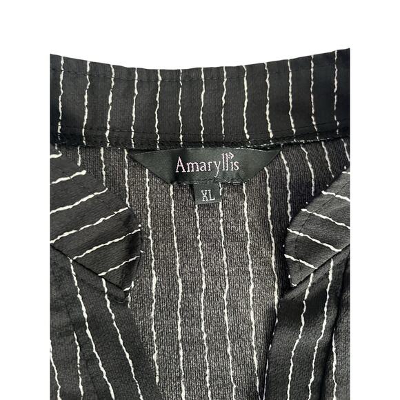 Amaryllis Black With White V-Neck Sleeveless Pullover Tank Top Blouse Size XL - Picture 3 of 3